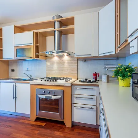 Apartament Porta Altavilla *